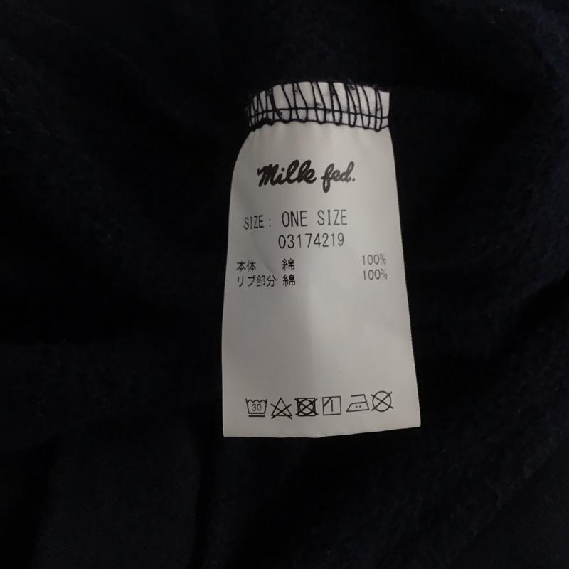 ミルクフェド MILKFED. トレーナー 長袖 長袖トレーナー スウェット クルーネック プルオーバー ONE SIZE ロゴ、文字 紺 / ネイビー /  レディース USED 古着 中古 10142649