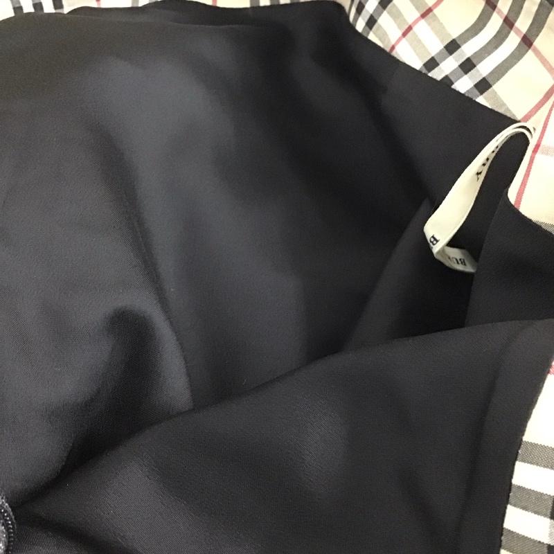 バーバリー BURBERRY スカート ひざ丈スカート 40 無地 黒 / ブラック /  レディース USED 古着 中古 10145021