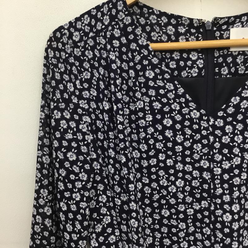 ユーズドクロージング used clothes ワンピース ひざ丈スカート kay me ケイミー M 花柄 紺 / ネイビー / X 白 / ホワイト /  レディース USED 古着 中古 10115039