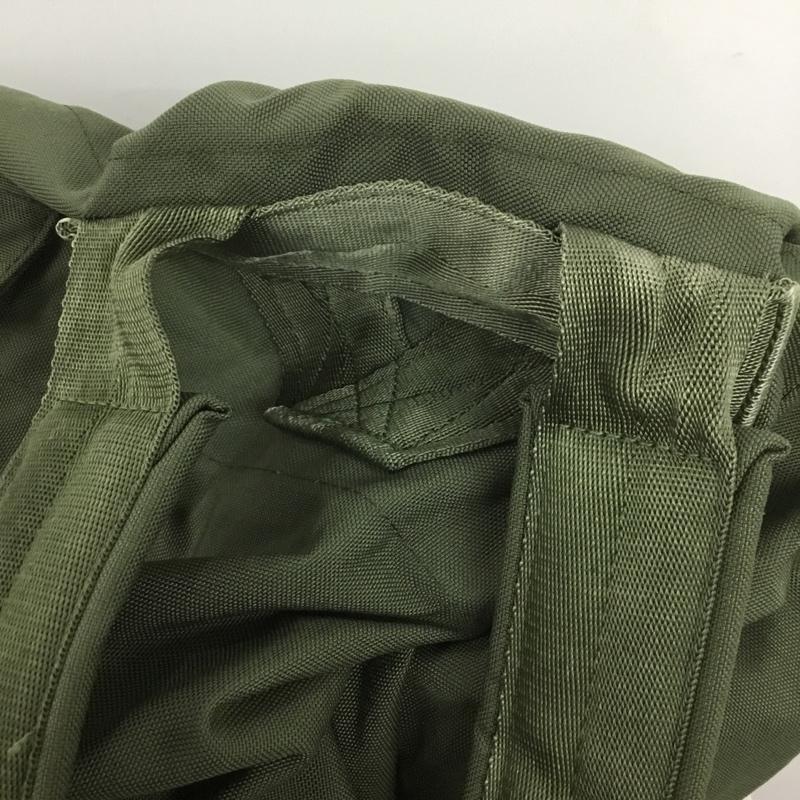 古着 USED リュックサック、デイパック リュックサック、デイバッグ ミリタリーバッグ US ロゴ、文字 カーキ / カーキ /  メンズ USED 古着 中古 10142823
