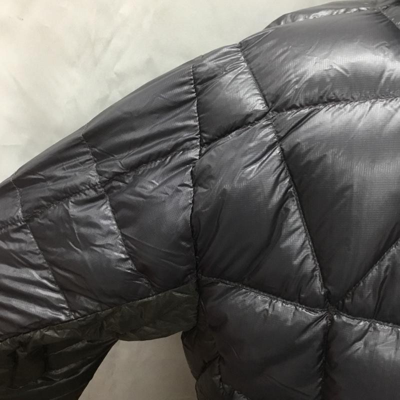 バーグハウス Berghaus ジャケット、上着 ジャンパー、ブルゾン ジップアップジャケット ジャンパー ダウンジャケット カジュアルジャケット アウター XL ロゴ、文字 黒 / ブラック /  メンズ USED 古着 中古 10108254