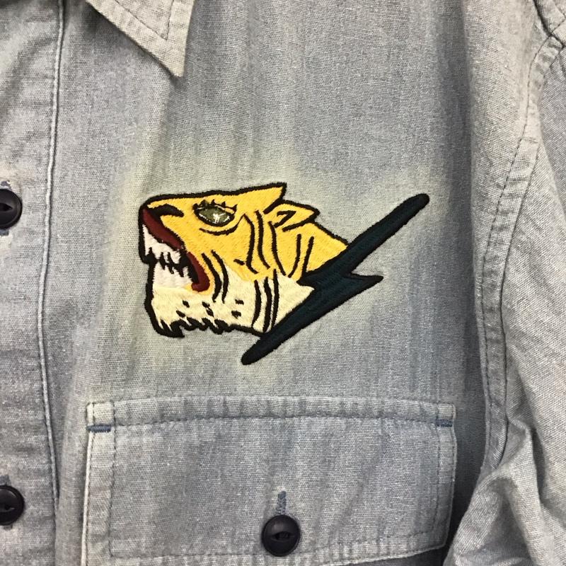 パウン PAWN シャツ、ブラウス 長袖 長袖シャツ 刺繍シャツ カラーシャツ L 刺繍 インディゴ / インディゴ /  メンズ USED 古着 中古 10145262