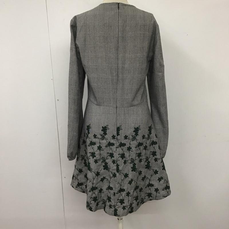 ザラ ZARA ワンピース ミニスカート 4437 269 064 長袖 チェック XS 刺繍 白 / ホワイト / X 黒 / ブラック /  レディース USED 古着 中古 10113493