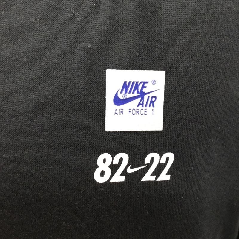 ナイキ NIKE トレーナー 長袖 dz4715-010 NikeSportswearMensSweatshirt 長袖トレーナー クルーネックカットソー XXL ロゴ、文字 黒 / ブラック /  メンズ USED 古着 中古 10121570
