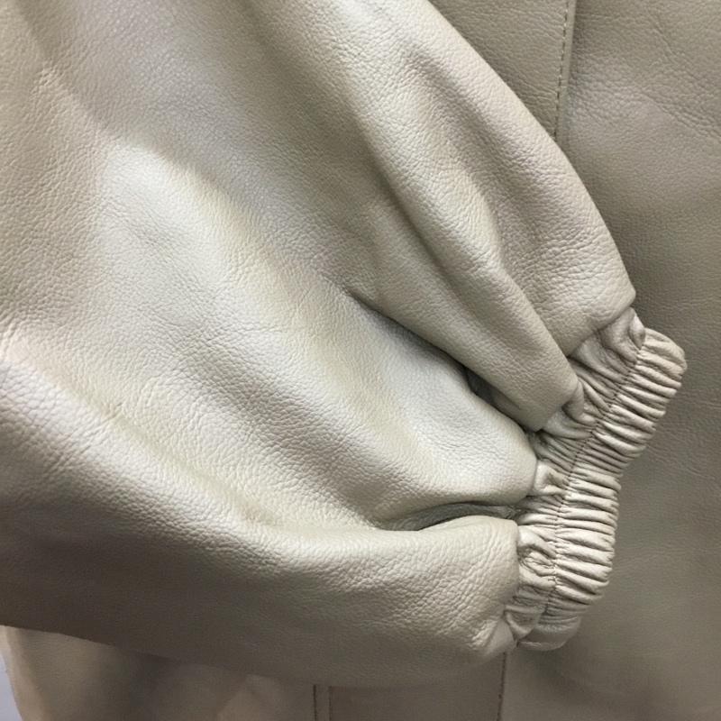 アズールバイマウジー AZUL BY MOUSSY ジャケット、上着 ジャケット、ブレザー 250EAB30-371H FAUX LEATHER HOODIE BZ フェイクレザー M 無地 ベージュ / ベージュ /  レディース USED 古着 中古 10107348