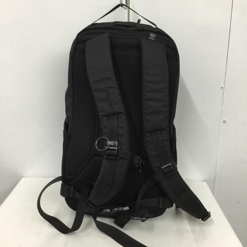 アークテリクス ARC TERYX リュックサック、デイパック リュックサック、デイバッグ MANTIS26 BACKPACK ロゴ、文字 黒 / ブラック /  メンズ USED 古着 中古 10148452