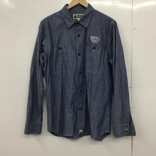 アベイシングエイプ A BATHING APE シャツ、ブラウス 長袖 長袖シャツ 無地シャツ カラーシャツ デニムシャツ M ロゴ、文字 インディゴ / インディゴ /  メンズ USED 古着 中古 10148908