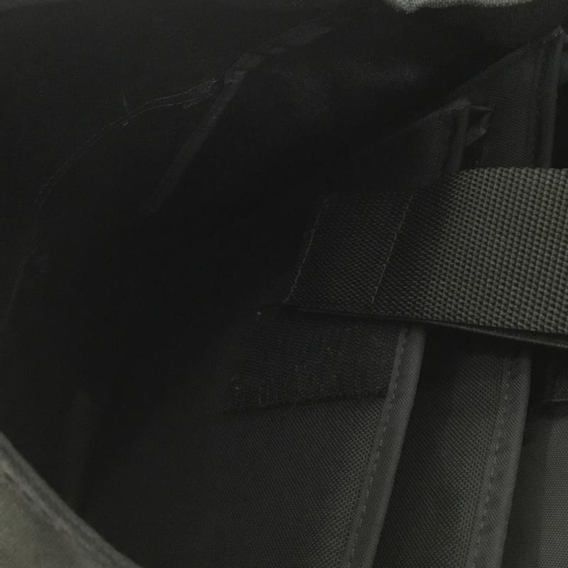 マンハッタンポーテージ Manhattan Portage リュックサック、デイパック リュックサック、デイバッグ Silvercup Backpack バックパック ロゴ、文字 黒 / ブラック /  メンズ USED 古着 中古 10125091