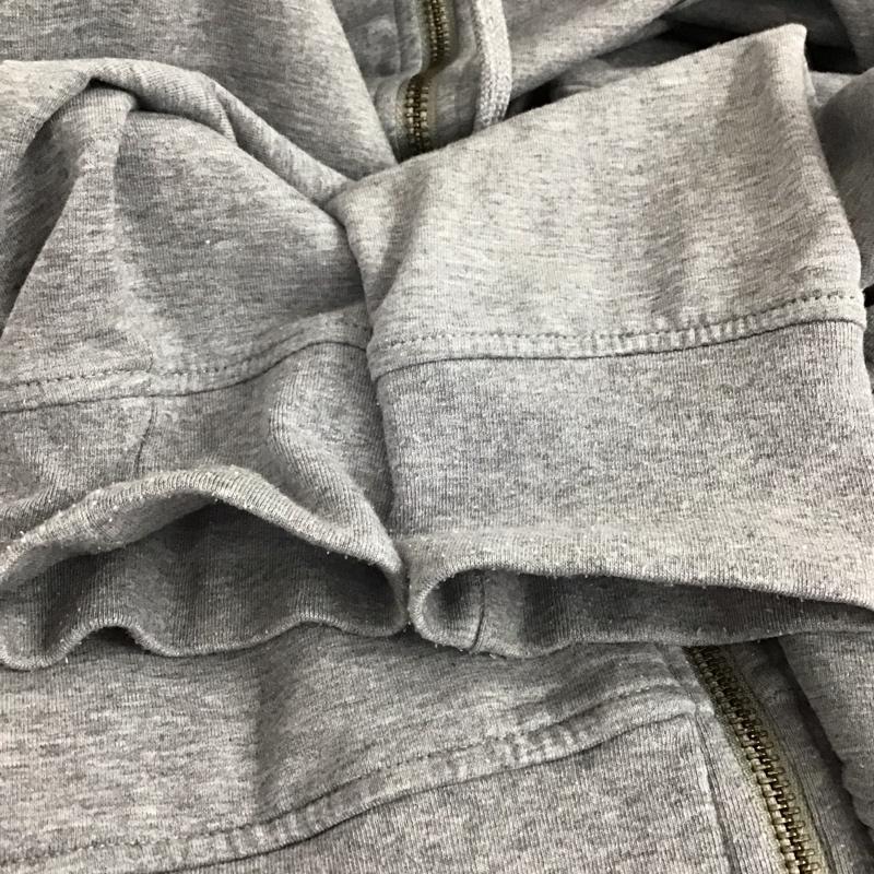 パタゴニア patagonia パーカー 長袖 ジップアップパーカー 長袖パーカー スウェットパーカー M ロゴ、文字 灰 / グレー /  メンズ USED 古着 中古 10150097