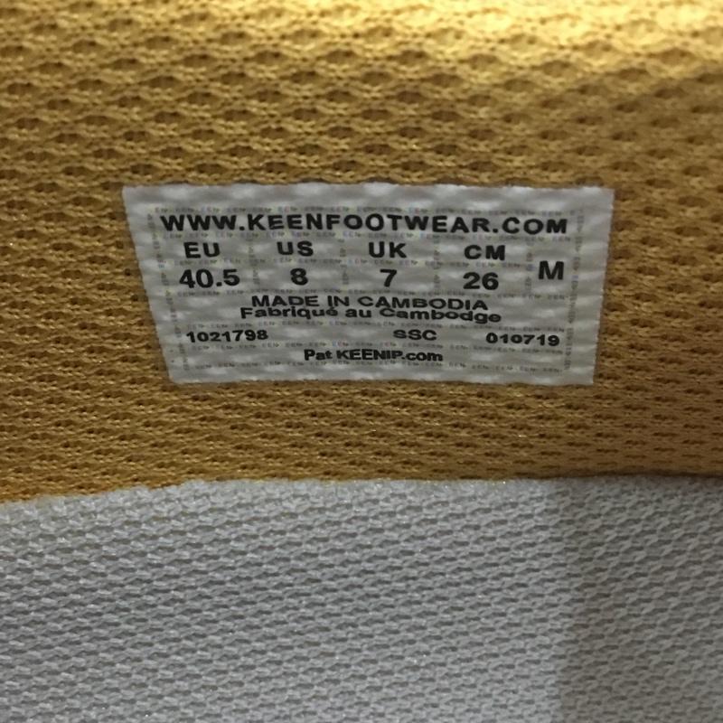 キーン KEEN スニーカー スニーカー 1021798 EXPLORE UNEEK 26cm 26.0cm ロゴ、文字 マルチカラー / マルチカラー /  メンズ USED 古着 中古 10136289