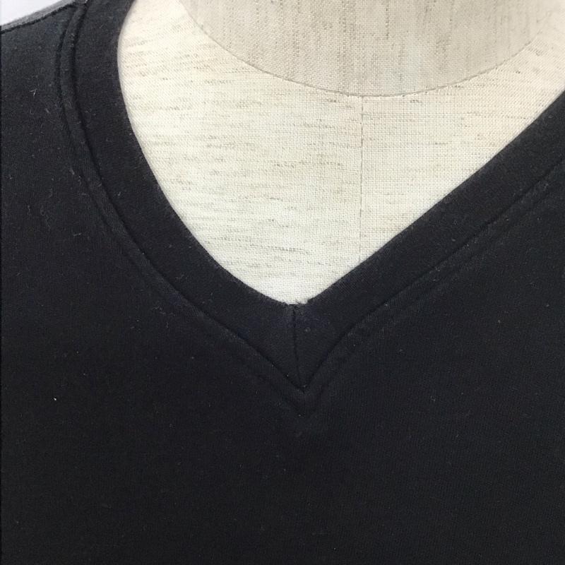 バーバリーブラックレーベル BURBERRY BLACK LABEL Tシャツ 長袖 BMV21-709-09 Vネック 2 ワンポイント 黒 / ブラック /  メンズ USED 古着 中古 10111854