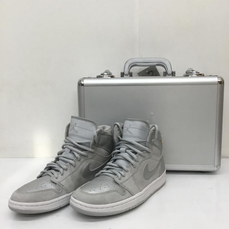 ナイキ NIKE スニーカー スニーカー 136060-001　エアジョーダン１　AIR JORDAN 1 2001 ADDITION 25.5cm ロゴ、文字 銀 / シルバー /  メンズ USED 古着 中古 10112686