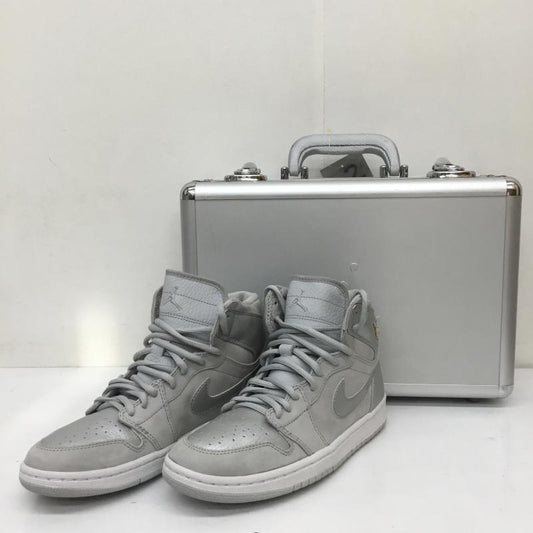 ナイキ NIKE スニーカー スニーカー 136060-001　エアジョーダン１　AIR JORDAN 1 2001 ADDITION 25.5cm ロゴ、文字 銀 / シルバー /  メンズ USED 古着 中古 10112686