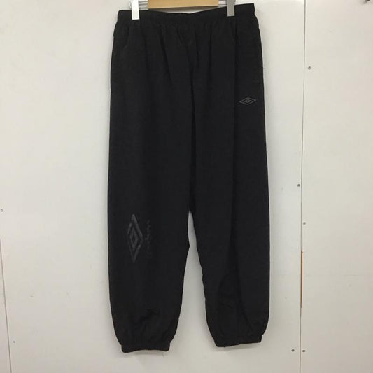 アンブロ UMBRO パンツ ワークパンツ、ペインターパンツ UM7051 ウーブンパンツ ワークパンツ ナイロンパンツ L ロゴ、文字 黒 / ブラック /  メンズ USED 古着 中古 10135711