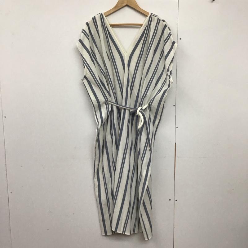 アメリカンラグシー AMERICAN RAG CIE ワンピース ロングスカート AMR-dms-L171-OP076 Vネック FREE ストライプ 白 / ホワイト / X 紺 / ネイビー /  レディース USED 古着 中古 10142276