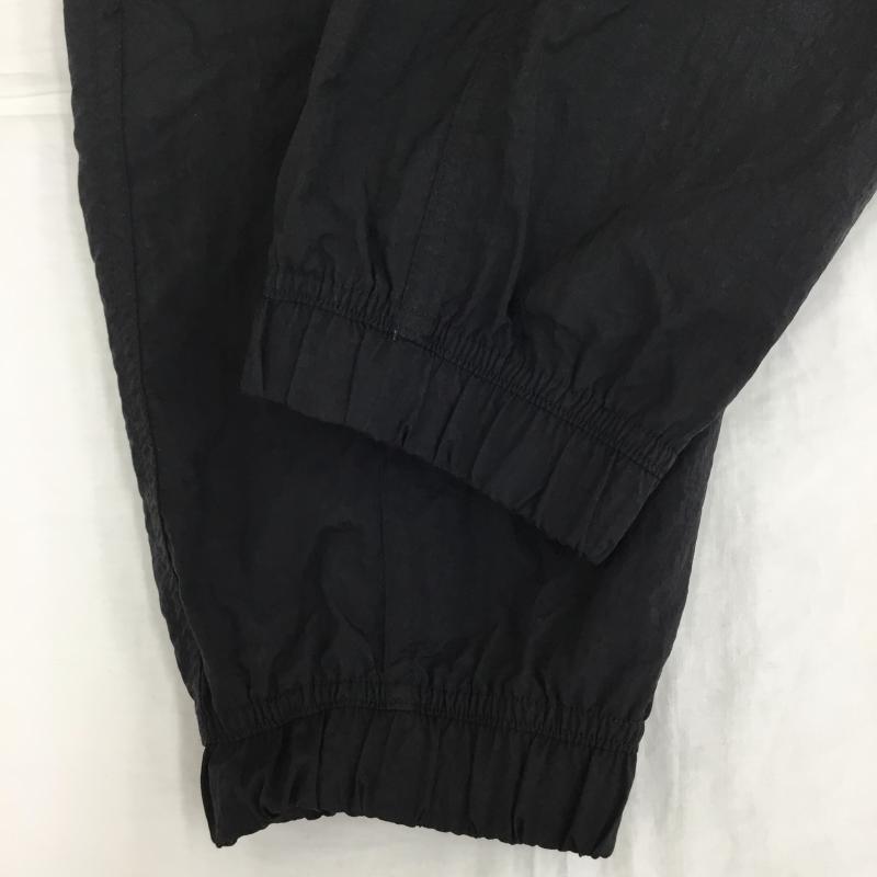 ナイキ NIKE パンツ サルエルパンツ CV9047-010　ウインドパンツ ナイキ ウィメンズ アイコン クラッシュ ウーブン パンツ M ロゴ、文字 黒 / ブラック /  レディース USED 古着 中古 10133766