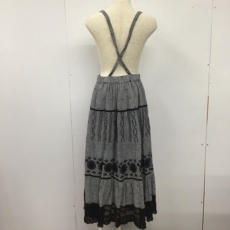 サマンサモスモス Samansa Mos2 スカート ロングスカート 2500169 kazumi コラボ サス付き刺繍スカート FREE 刺繍 黒 / ブラック / X 白 / ホワイト /  レディース USED 古着 中古 10144440