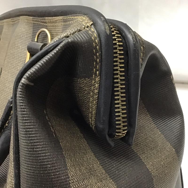 フェンディ FENDI ハンドバッグ ハンドバッグ FENDI ペカンモノグラム ミニボストン ロゴ、文字 茶 / ブラウン / X 黒 / ブラック /  レディース USED 古着 中古 10111768