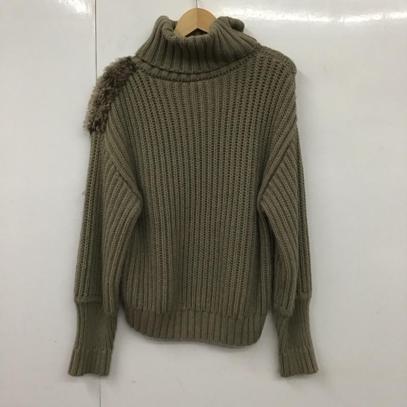 ムルーア MURUA ニット、セーター 長袖 012152601601 フェイクファーパッチニット FREE レディース USED 古着 中古 10130962