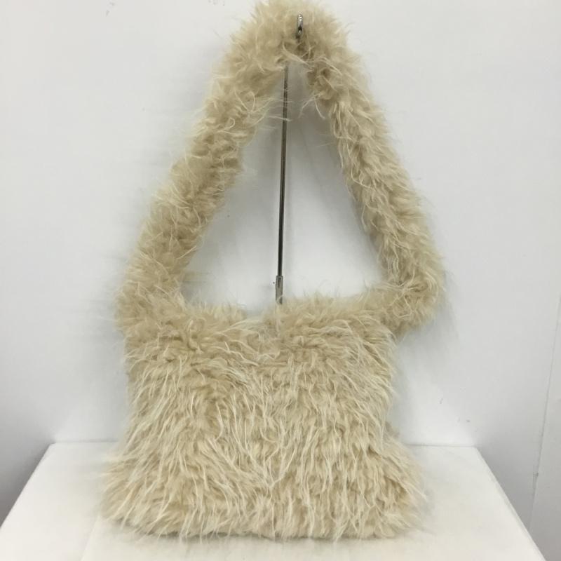 カスタネ Kastane ショルダーバッグ ショルダーバッグ ロングファーバッグ フェイクファー 無地 アイボリー / アイボリー /  レディース USED 古着 中古 10142841