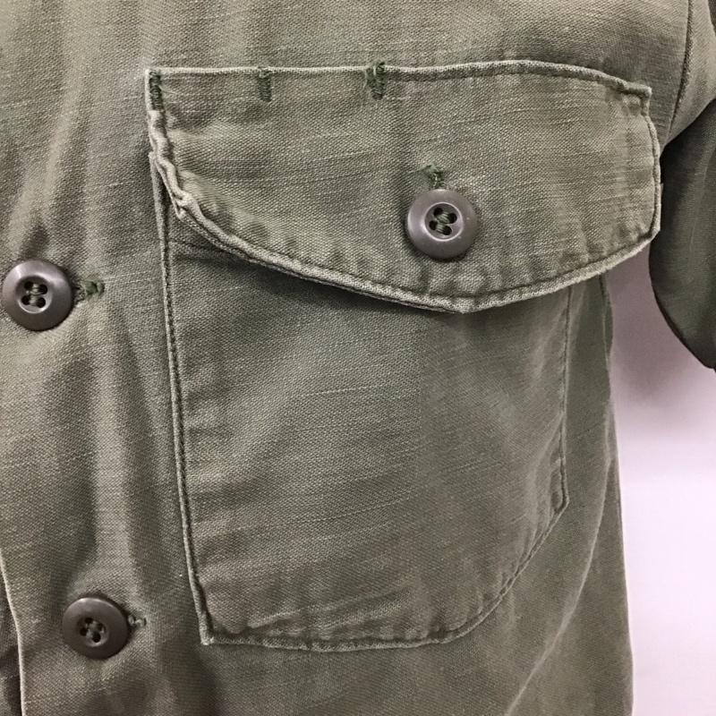ミリタリー ミリタリー シャツ、ブラウス 半袖 ミリタリーシャツ 長袖シャツ ジャケット 無地 カーキ / カーキ /  メンズ USED 古着 中古 10115340