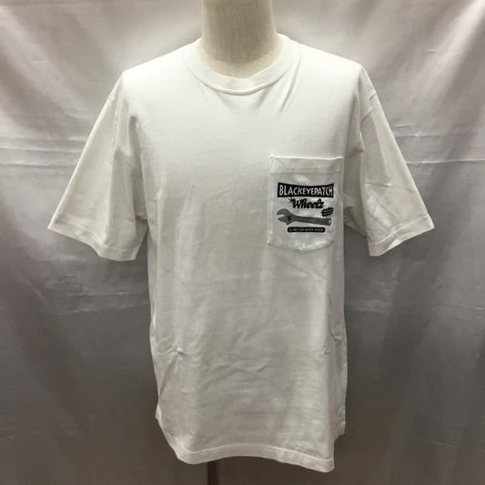 ブラックアイパッチ Black eye patch Tシャツ 半袖 半袖カットソー プリントTシャツ クルーネックカットソー M プリント 白 / ホワイト /  メンズ USED 古着 中古 10116586