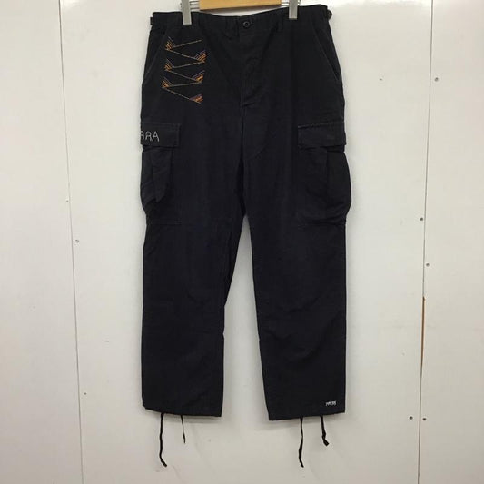 オアハカ OAXACA パンツ ワークパンツ、ペインターパンツ ワークパンツ ワイドパンツ カジュアルパンツ カーゴパンツ M ロゴ、文字 紺 / ネイビー /  メンズ USED 古着 中古 10136199