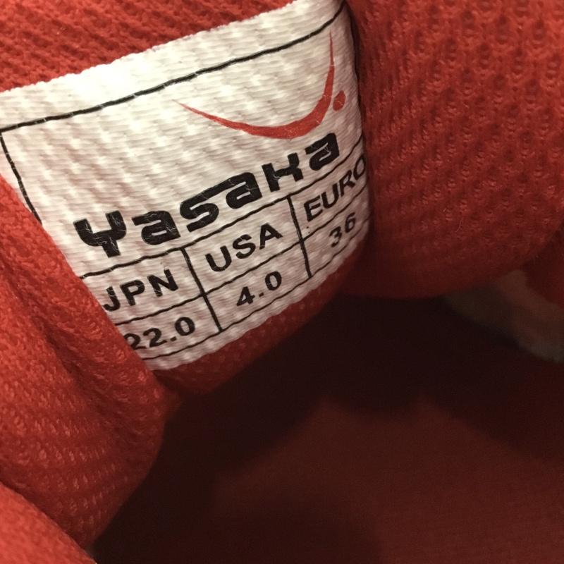 ヤサカ YASAKA スニーカー スニーカー E-200 ジェット インパクト 卓球シューズ 22cm 箱有 22.0cm ロゴ、文字 白 / ホワイト / X 赤 / レッド /  レディース USED 古着 中古 10147909