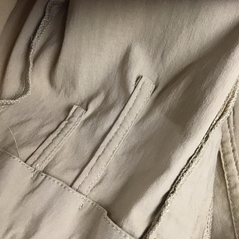 ベルシュカ Bershka ボトムス ボトムス 5171 692 742 フレアパンツ 裾スリット XS 無地 ベージュ / ベージュ /  レディース USED 古着 中古 10118726