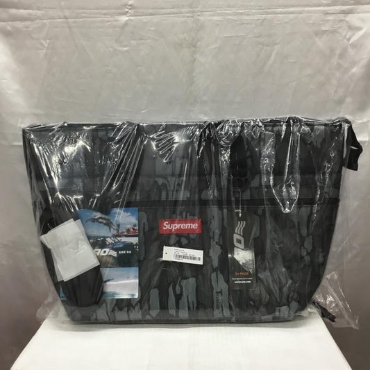 シュプリーム Supreme バッグ バッグ AO 24-Pack Cooler Bag Trebark camo AOCoolers 保冷バッグ クーラーバッグ タグ付き FREE ロゴ、文字 マルチカラー / マルチカラー /  メンズ USED 古着 中古 10116047