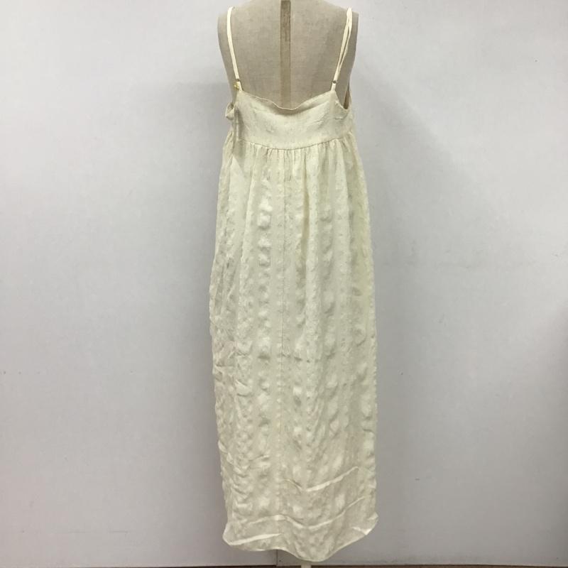 ロペピクニック ROPE  PICNIC ワンピース ロングスカート gde-23110-a マキシワンピース ロングワンピース ジャガードワンピース キャミワンピース 38 総柄 白 / ホワイト /  レディース USED 古着 中古 10105726