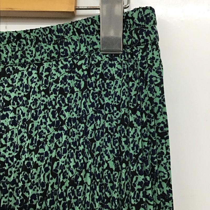 グリーンレーベルリラクシング green label relaxing スカート ロングスカート 3524-699-2195 プリーツ ロング スカート レオパード ヒョウ柄・レオパード柄 緑 / グリーン /  レディース USED 古着 中古 10131658