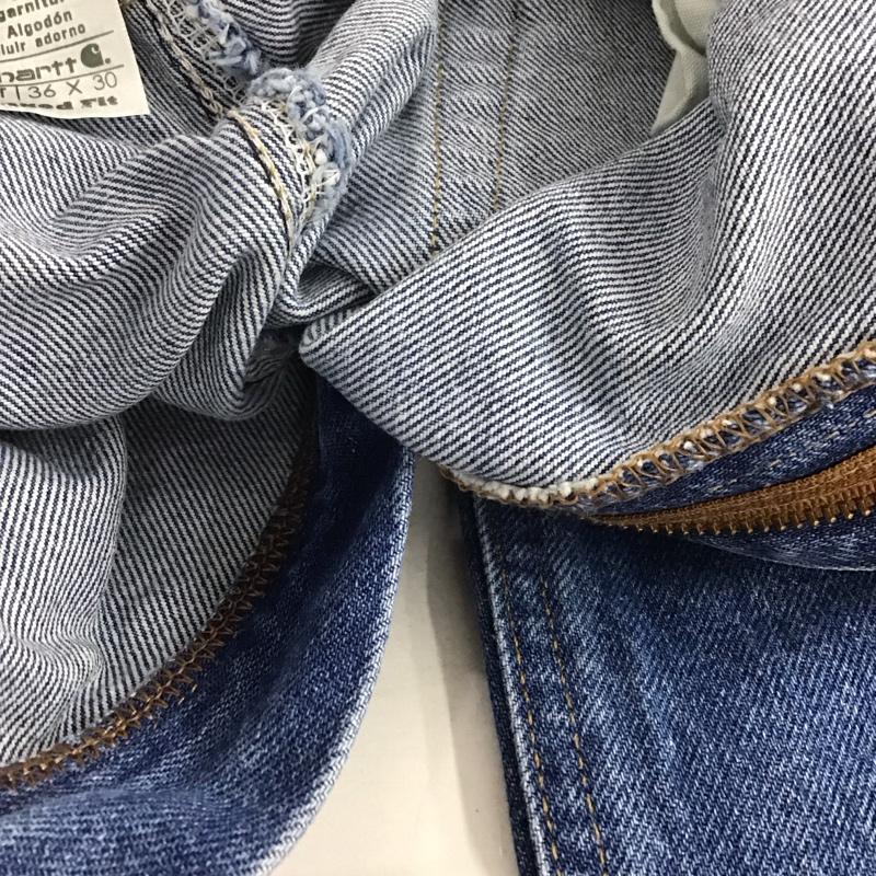 カーハート Carhartt パンツ デニム、ジーンズ デニムパンツ ワイドパンツ カジュアルパンツ 36インチ ロゴ、文字 インディゴ / インディゴ /  メンズ USED 古着 中古 10145856