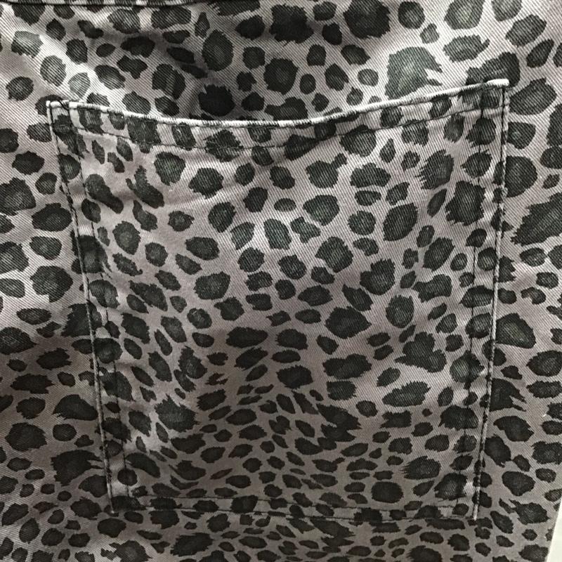 サンタクルーズ SANTA CRUZ パンツ ショートパンツ ショートパンツ ハーフパンツ カジュアルパンツ M ヒョウ柄・レオパード柄 マルチカラー / マルチカラー /  メンズ USED 古着 中古 10117419