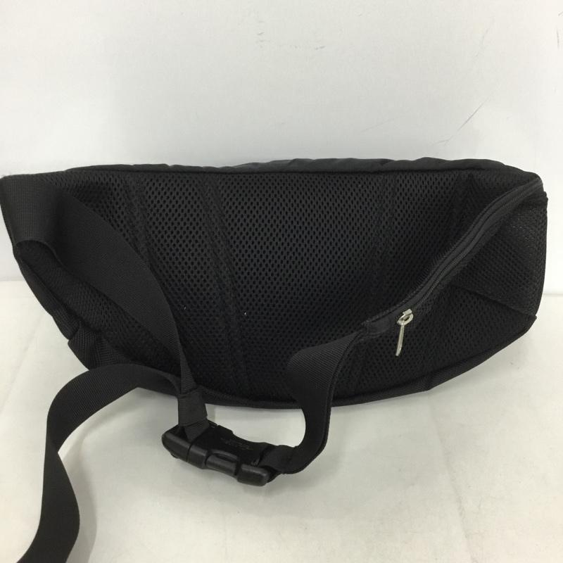 ザノースフェイス THE NORTH FACE ウエストバッグ ウエストバッグ NM72100 ロゴ、文字 黒 / ブラック /  メンズ USED 古着 中古 10145839
