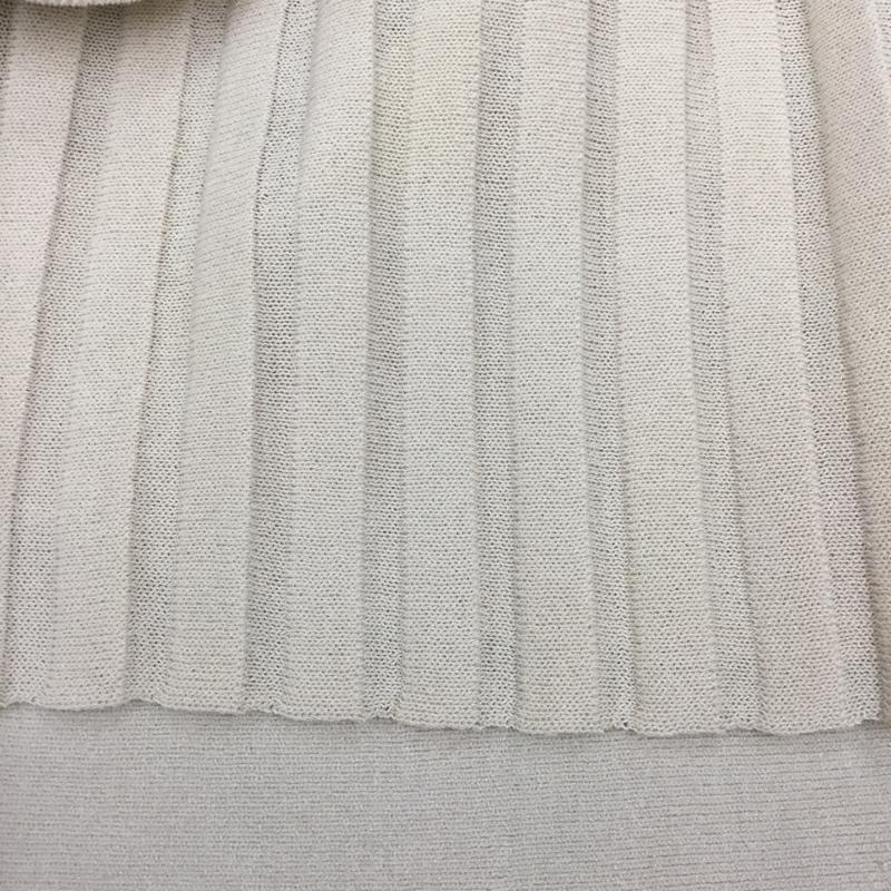 ナチュラルビューティーベーシック NATURAL BEAUTY BASIC スカート ロングスカート 017-0147900 ロングスカート フレアスカート S 無地 オフホワイト / オフホワイト /  レディース USED 古着 中古 10112219