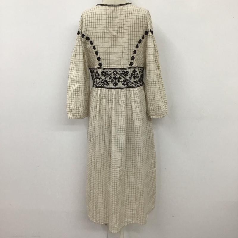 ザラ ZARA ワンピース ロングスカート 7521 304 712 Vネック 七分袖 チェック M 刺繍 アイボリー / アイボリー / X 黒 / ブラック /  レディース USED 古着 中古 10113076
