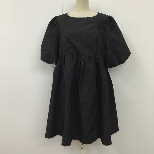 フリークスストア FREAK S STORE ワンピース ひざ丈スカート 1113248903230 フクレジャガードパフスリーブリボンミニワンピース 半袖 FREE  黒 / ブラック /  レディース USED 古着 中古 10120745