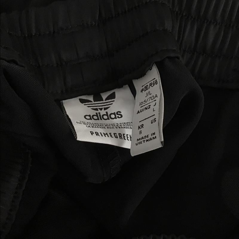 アディダス adidas パンツ ワークパンツ、ペインターパンツ h37822 アディカラークラシックスサテンパンツ ジャージ ワイドパンツ L ロゴ、文字 黒 / ブラック /  レディース USED 古着 中古 10106220