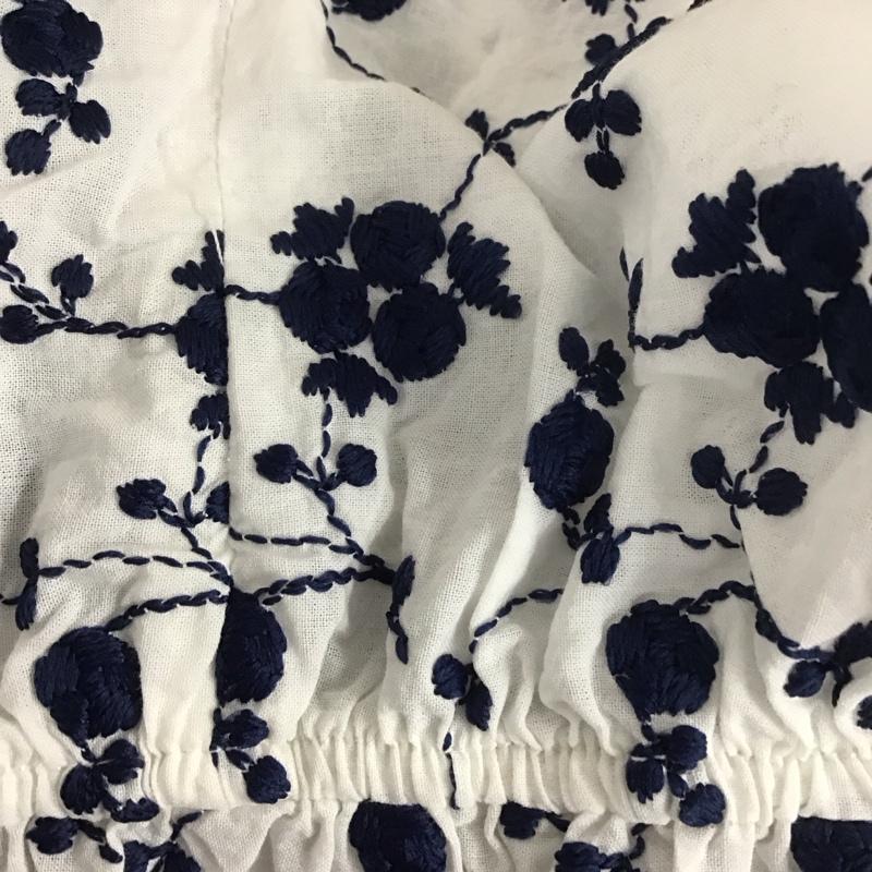 ザラ ZARA カットソー 半袖 2298 063 066 ショート丈 リボン パフスリーブ M 刺繍 白 / ホワイト / X 紺 / ネイビー /  レディース USED 古着 中古 10106710