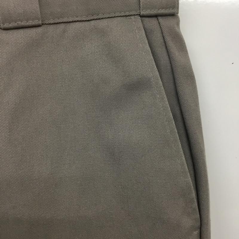 ディッキーズ Dickies パンツ ワークパンツ、ペインターパンツ ワークパンツ ワイドパンツ カジュアルパンツ センタータックパンツ 33インチ 無地 灰 / グレー /  メンズ USED 古着 中古 10115637