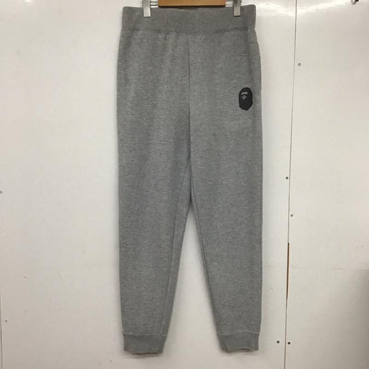 アベイシングエイプ A BATHING APE パンツ ワークパンツ、ペインターパンツ ワイドパンツ カジュアルパンツ ワークパンツ L ロゴ、文字 灰 / グレー /  メンズ USED 古着 中古 10132708