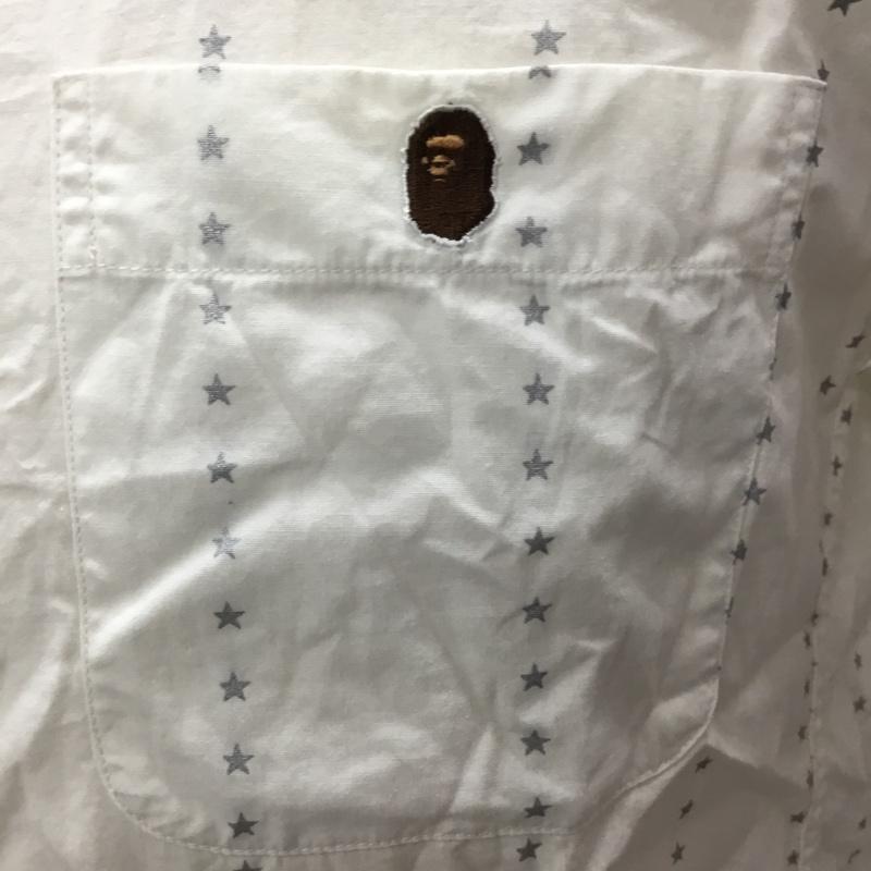アベイシングエイプ A BATHING APE シャツ、ブラウス 半袖 S 星 白 / ホワイト /  メンズ USED 古着 中古 10113425
