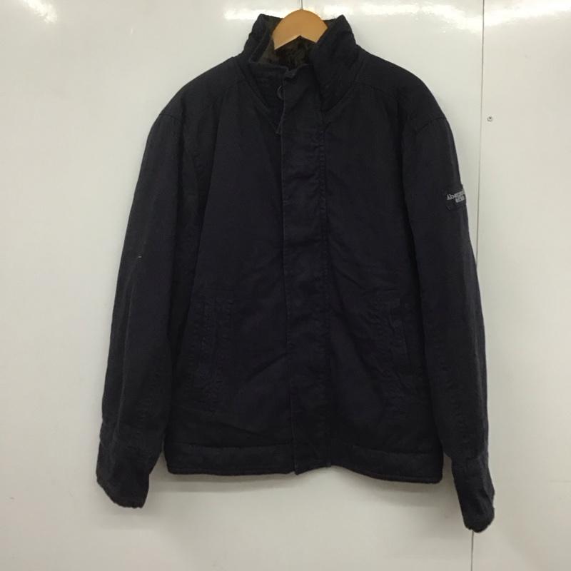 アバクロンビーアンドフィッチ ABERCROMBIE&FITCH ジャケット、上着 ジャンパー、ブルゾン ジップアップジャケット アウター スタンドカラー M ロゴ、文字 紺 / ネイビー /  メンズ USED 古着 中古 10146205