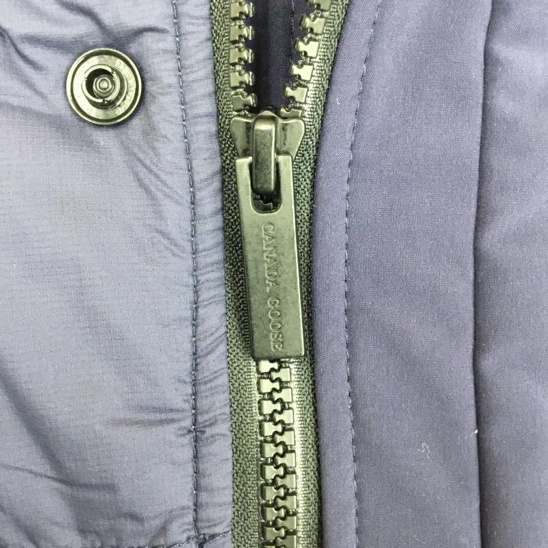 カナダグース CANADA GOOSE ジャケット、上着 ダウンジャケット BRETON COAT　2215M　カナダグース M ロゴ、文字 X ワンポイント 紺 / ネイビー /  メンズ USED 古着 中古 10116036
