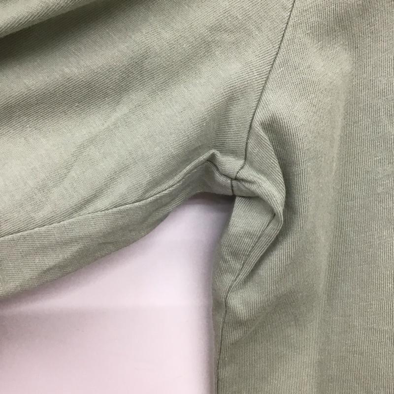 ナイキ NIKE Tシャツ 長袖 HF0781-370 M 無地 X ロゴ、文字 カーキ / カーキ /  レディース USED 古着 中古 10150844