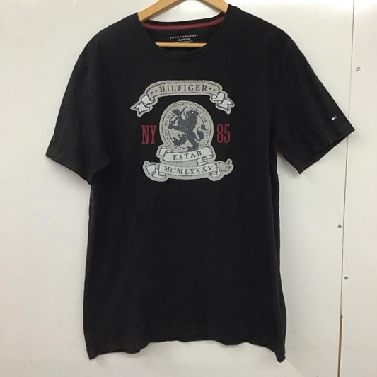 トミーヒルフィガー TOMMY HILFIGER Tシャツ 半袖 半袖カットソー プリントTシャツ クルーネックカットソー XL プリント 黒 / ブラック /  メンズ USED 古着 中古 10134924