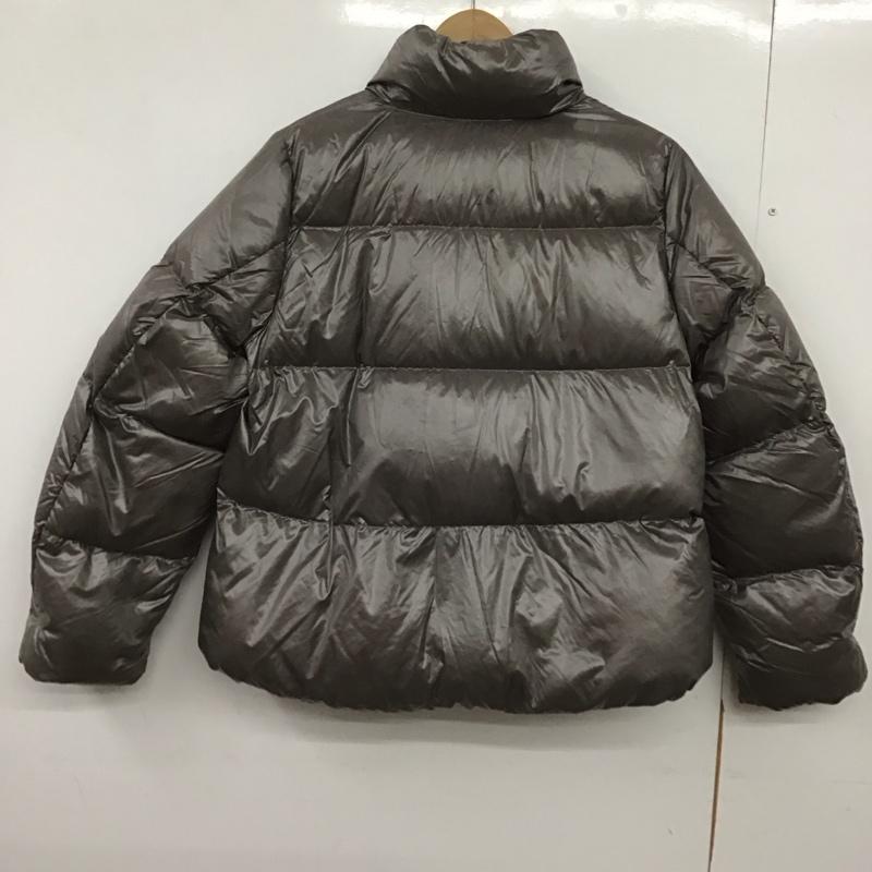 ユニクロ UNIQLO ジャケット、上着 ダウンジャケット 211-450456 ウルトラライトダウンシャイニーボリュームジャケット フェザー L 無地 灰 / グレー /  レディース USED 古着 中古 10147746