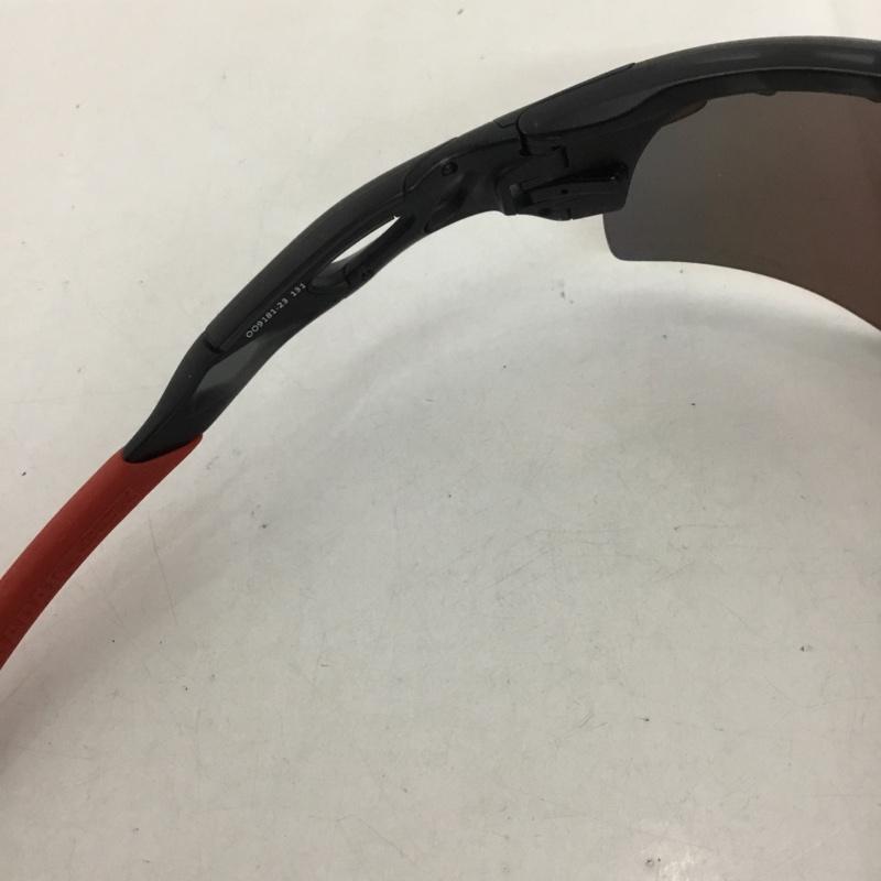 オークリー OAKLEY めがね・サングラス サングラス OO9181-23 131 RADARLOCK ミラーレンズ スポーツサングラス 箱有 ロゴ、文字 黒 / ブラック / X 赤 / レッド /  メンズ USED 古着 中古 10129366