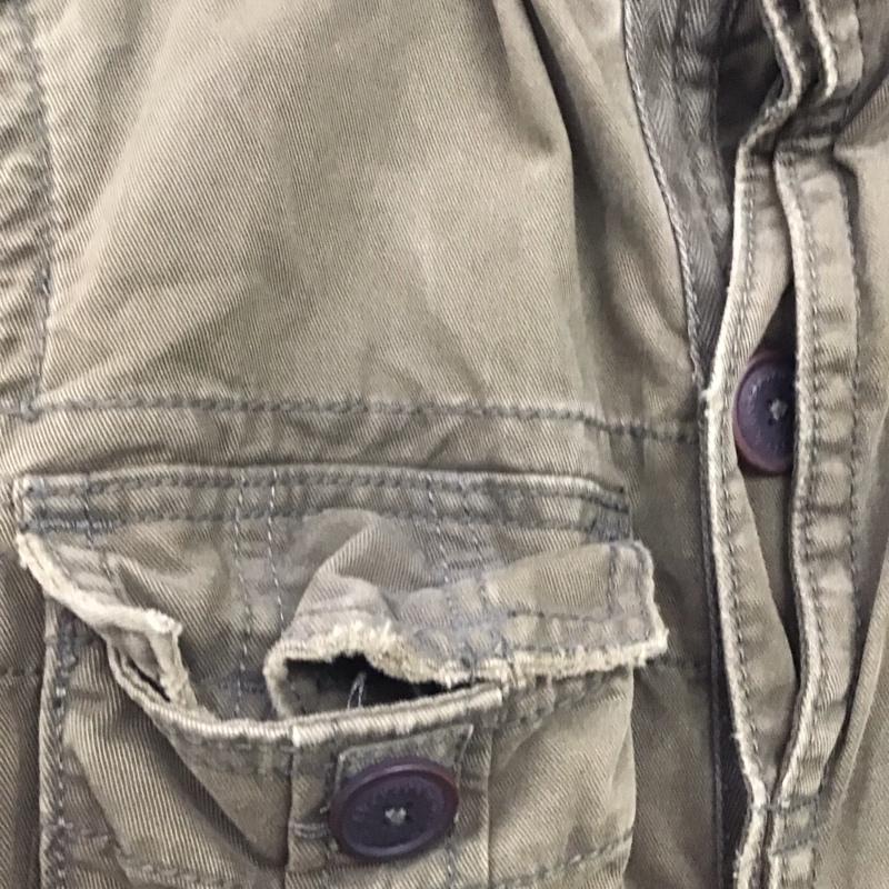 アバクロンビーアンドフィッチ ABERCROMBIE&FITCH ジャケット、上着 ジャケット、ブレザー ジップアップジャケット アウター スタンドネック ミリタリージャケット L ロゴ、文字 カーキ / カーキ /  メンズ USED 古着 中古 10144490